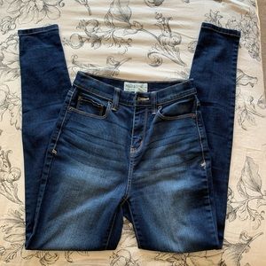 Mudd High Waisted Jeans